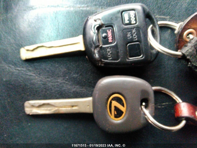 JTJHA31U940033214 Lexus RX 330