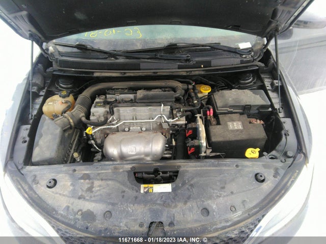 1C3CCCFB1FN683261 Chrysler 200 LX