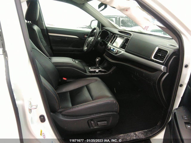 Toyota Highlander Se/xle 2019 5TDJZRFH3KS588407 Image 6