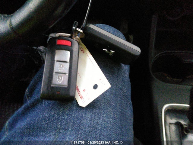 JA4JZ3AX4GZ612368 Mitsubishi Outlander Se/sel