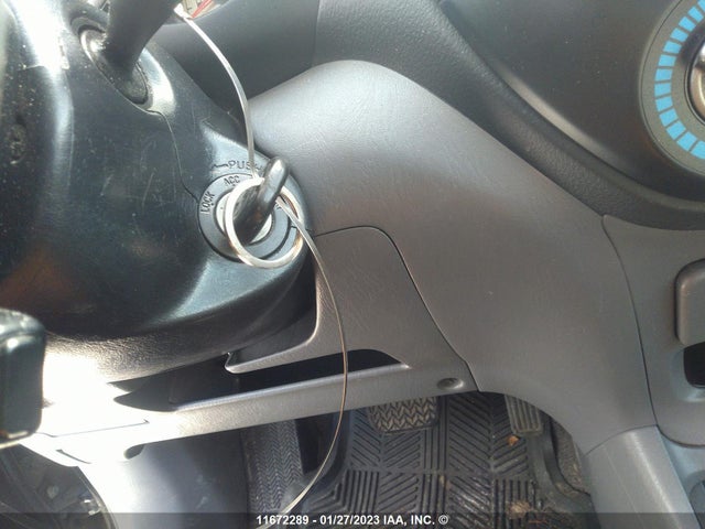 Toyota RAV4 2002 JTEHH20V720181504 Image 3