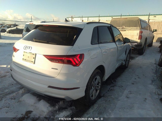 WA1AUCF36M1075629 Audi Q3 Premium 40