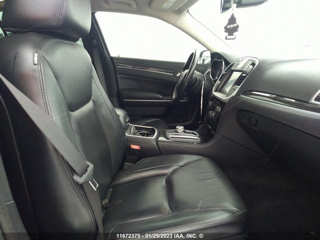 2C3CCARG5FH872998 Chrysler 300 Limited