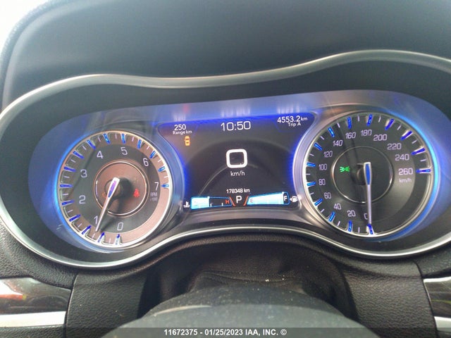 2C3CCARG5FH872998 Chrysler 300 Limited
