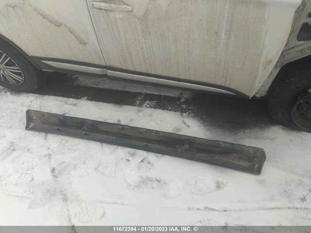 JA4JZ3AX9GZ606758 Mitsubishi Outlander Se/sel