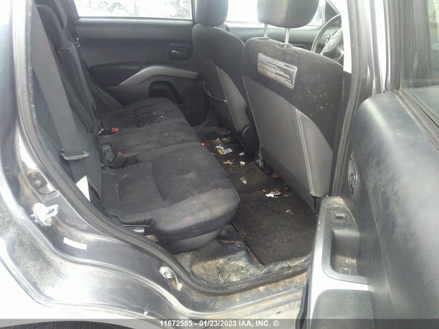 JA4MT31X89Z604727 Mitsubishi Outlander Se