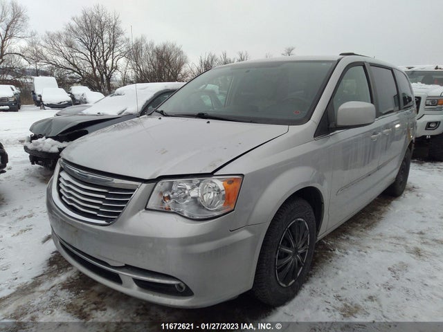 2A4RR8DG4BR694178 Chrysler Town & Country Touring L