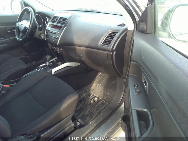 4A4AJ3AU8DE607298 Mitsubishi RVR SE