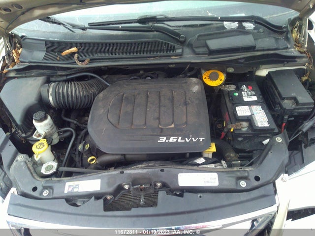 2C4RC1BG9ER188139 Chrysler Town & Country