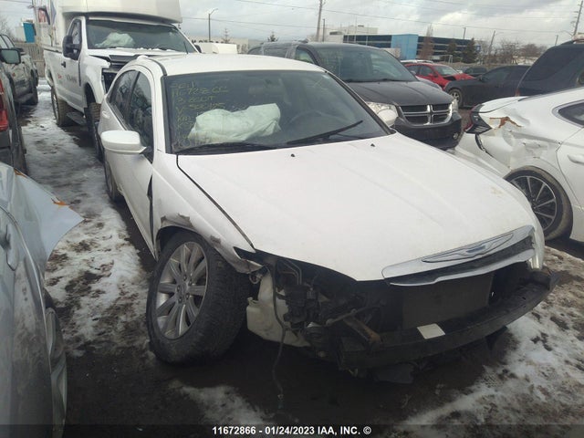 1C3CCBBB8DN500175 Chrysler 200 Touring