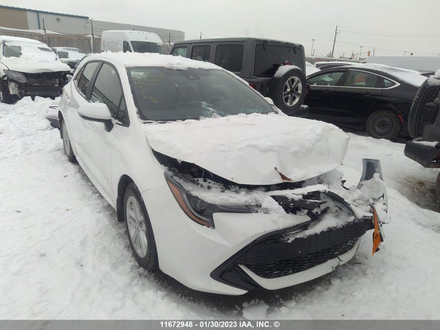 Toyota COROLLA SE 2022 JTNK4MBEXN3186144 головне зображення