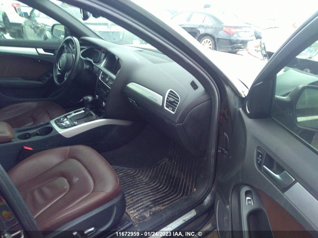 WAUKFCFL7EN010638 Audi A4 Prestige