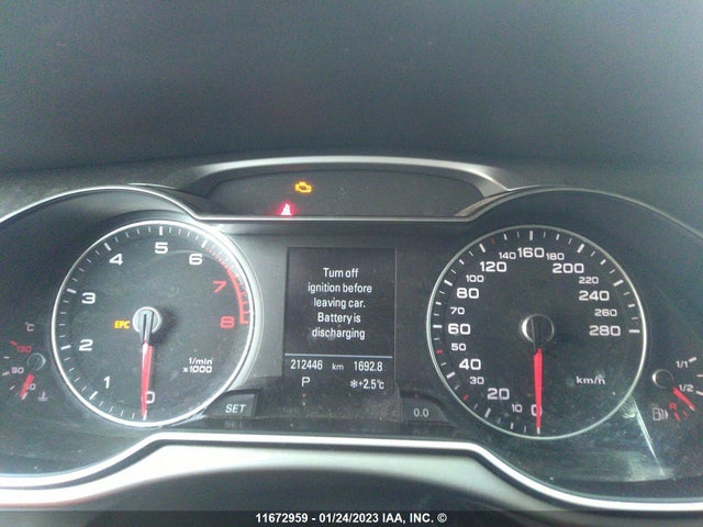 WAUKFCFL7EN010638 Audi A4 Prestige