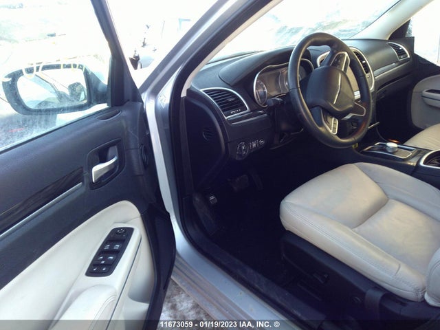 2C3CCARG0MH602736 Chrysler 300 Touring