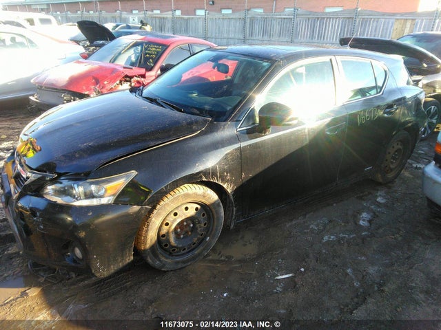 JTHKD5BH5D2136629 Lexus CT 200