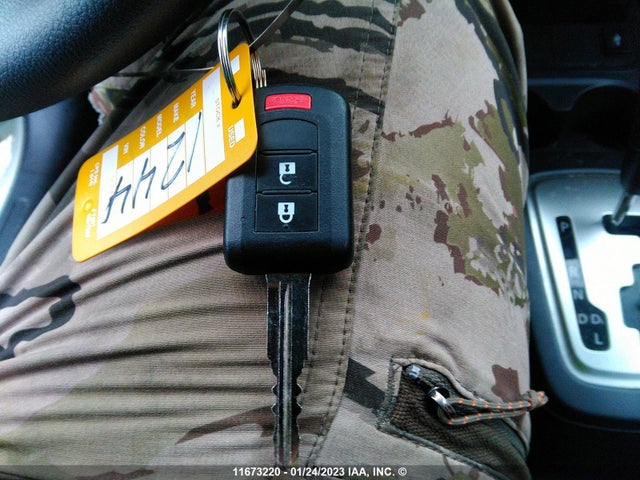 ML32A3HJXLH007986 Mitsubishi MIRAGE ES