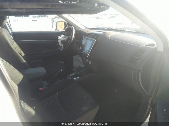 JA4AH3AU4LU605789 Mitsubishi Rvr Se/es
