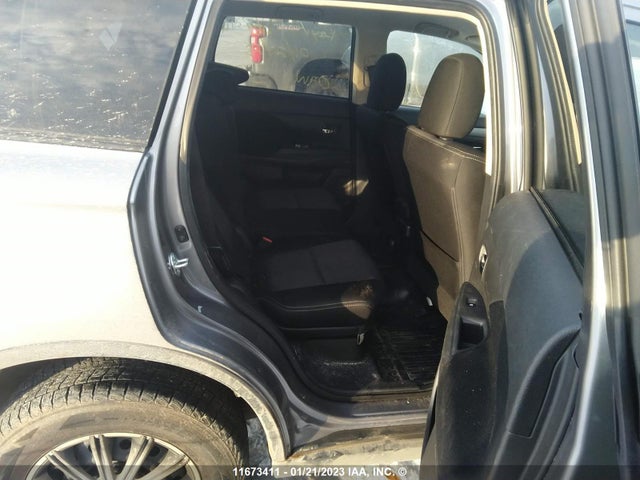 JA4JZ3AX3JZ613387 Mitsubishi Outlander Se/sel
