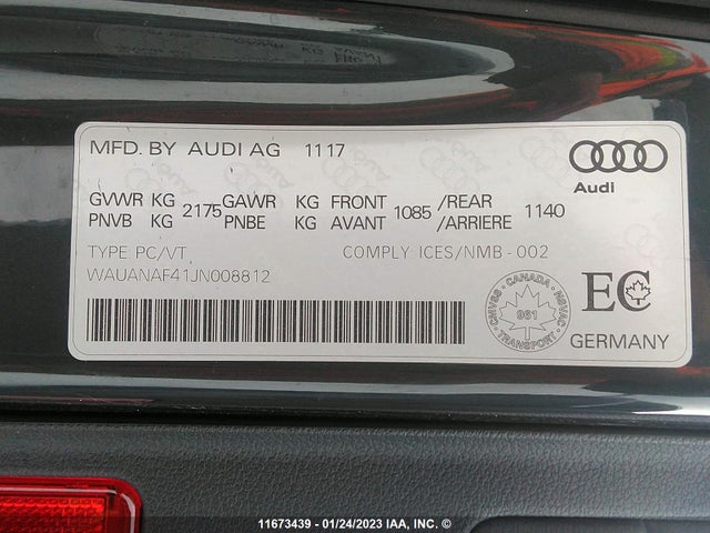 WAUANAF41JN008812 Audi A4 PREMIUM
