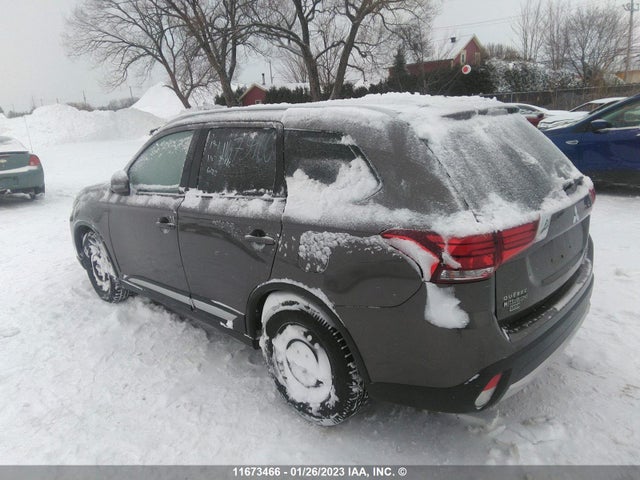 JA4AZ2A35GZ606313 Mitsubishi Outlander Es