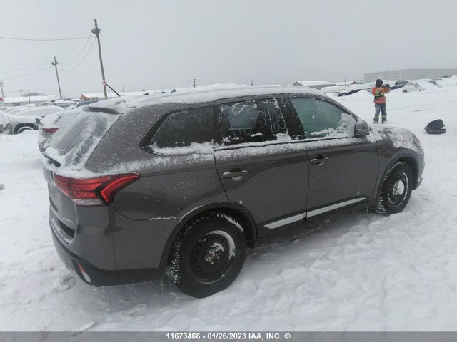 JA4AZ2A35GZ606313 Mitsubishi Outlander Es