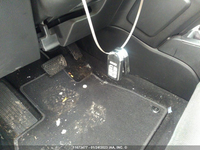 Honda CR-V LX 2018 2HKRW2H27JH111964 Image 3