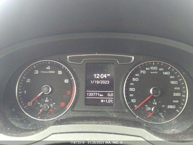 WA1ECCFS7JR013620 Audi Q3 PREMIUM