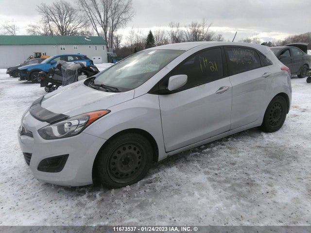 Hyundai ELANTRA GT 2013 KMHD25LE0DU114087 Image 2