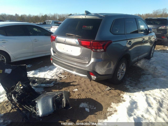 JA4AZ2A38JZ615126 Mitsubishi Outlander Es