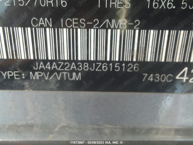 JA4AZ2A38JZ615126 Mitsubishi Outlander Es