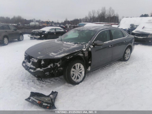 1VWBA7A35MC014078 Volkswagen Passat