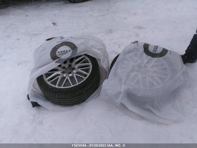 WAUFFCFL3EN040804 Audi A4 Premium Plus