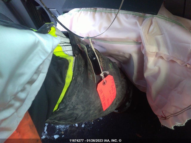 Toyota PRIUS V 2014 JTDZN3EU2E3321419 Image 3