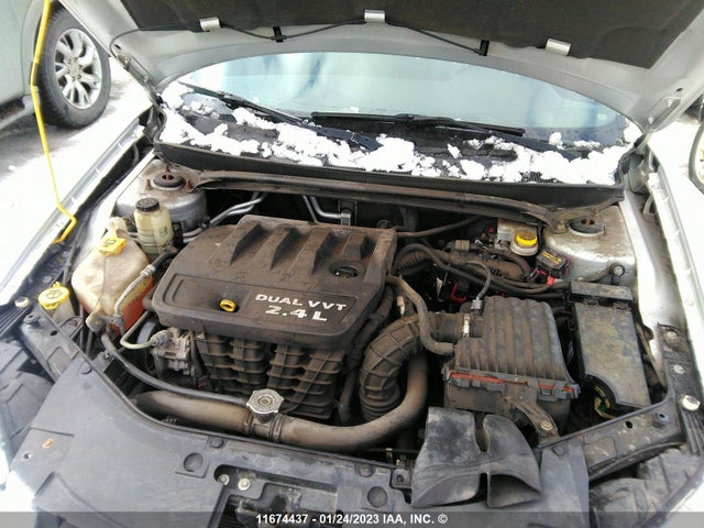 1C3BC4FB3BN512460 Chrysler 200 LX