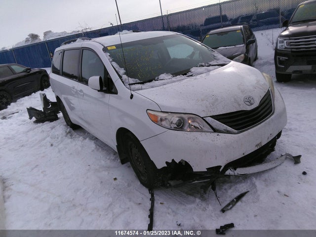 Toyota SIENNA LE 2012 5TDKK3DC5CS215996 главное изображение