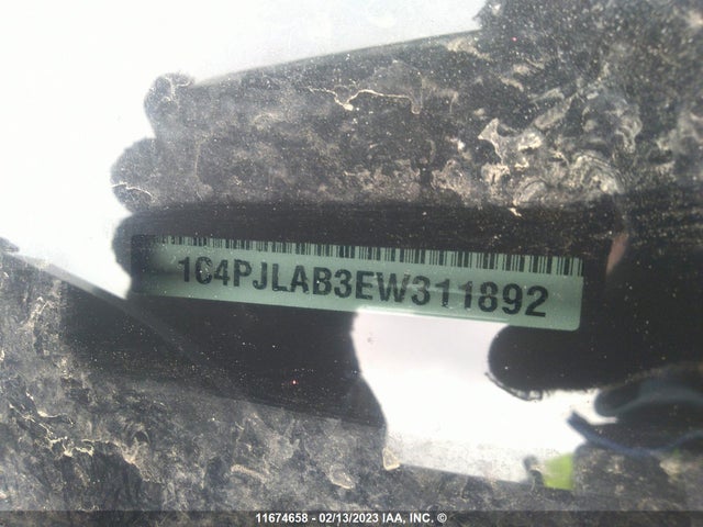 1C4PJLAB3EW311892 Jeep Cherokee Sport