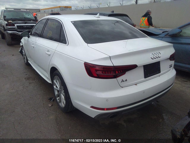 WAUBNAF42JN018575 Audi A4 Progressiv