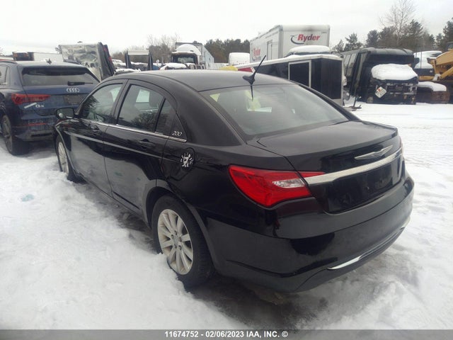1C3CCBAB8EN149724 Chrysler 200