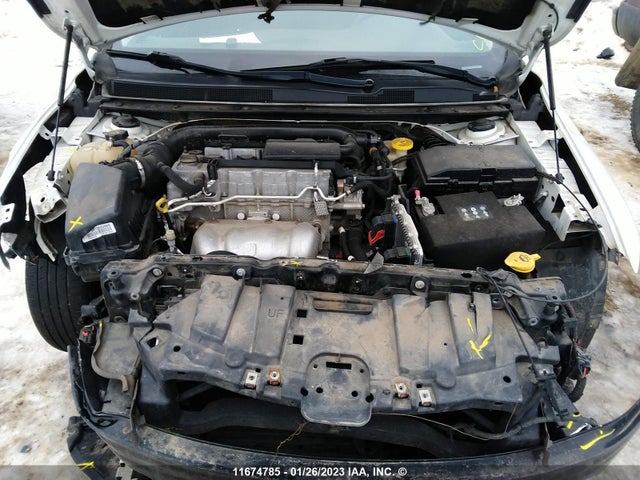 Chrysler 200 LX 2015 1C3CCCFB7FN564680 Image 12