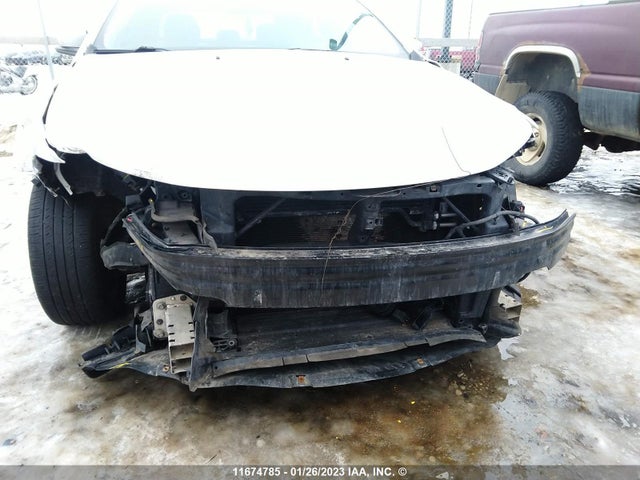 Chrysler 200 LX 2015 1C3CCCFB7FN564680 Image 8