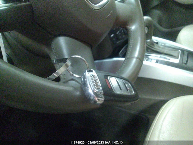 WA1CKCFP0AA044213 Audi Q5 PREMIUM