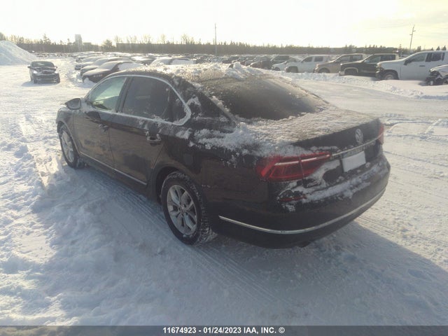 1VWAT7A34HC065518 Volkswagen PASSAT S