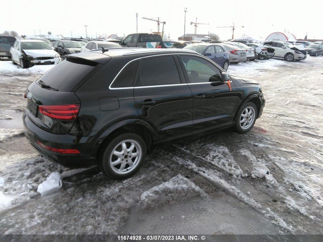 WA1EFEFSXFR012066 Audi Q3 Premium Plus
