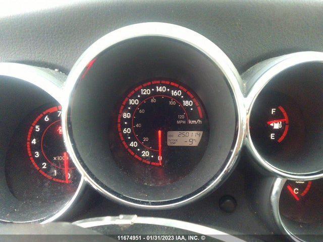 Toyota Corolla Matrix Xr 2005 2T1KR32E85C905074 Image 8