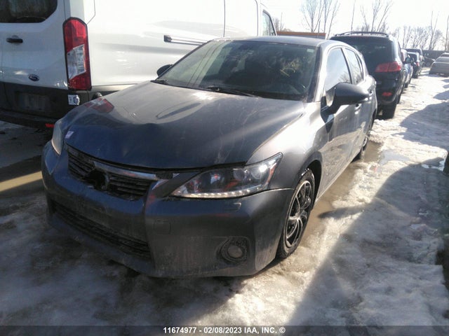 JTHKD5BH1C2076945 Lexus CT 200