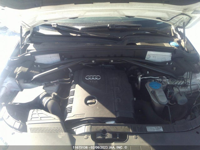 WA1LFCFPXEA031592 Audi Q5 Premium Plus