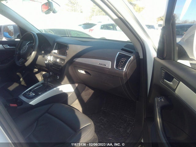 WA1LFCFPXEA031592 Audi Q5 Premium Plus
