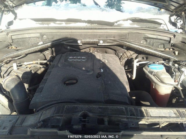 WA1LFCFP4CA104811 Audi Q5 Premium Plus