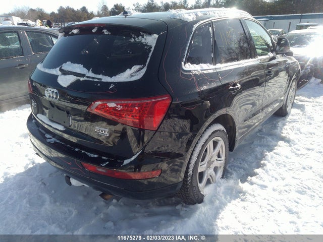 WA1LFCFP4CA104811 Audi Q5 Premium Plus