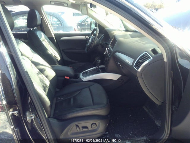 WA1LFCFP4CA104811 Audi Q5 Premium Plus